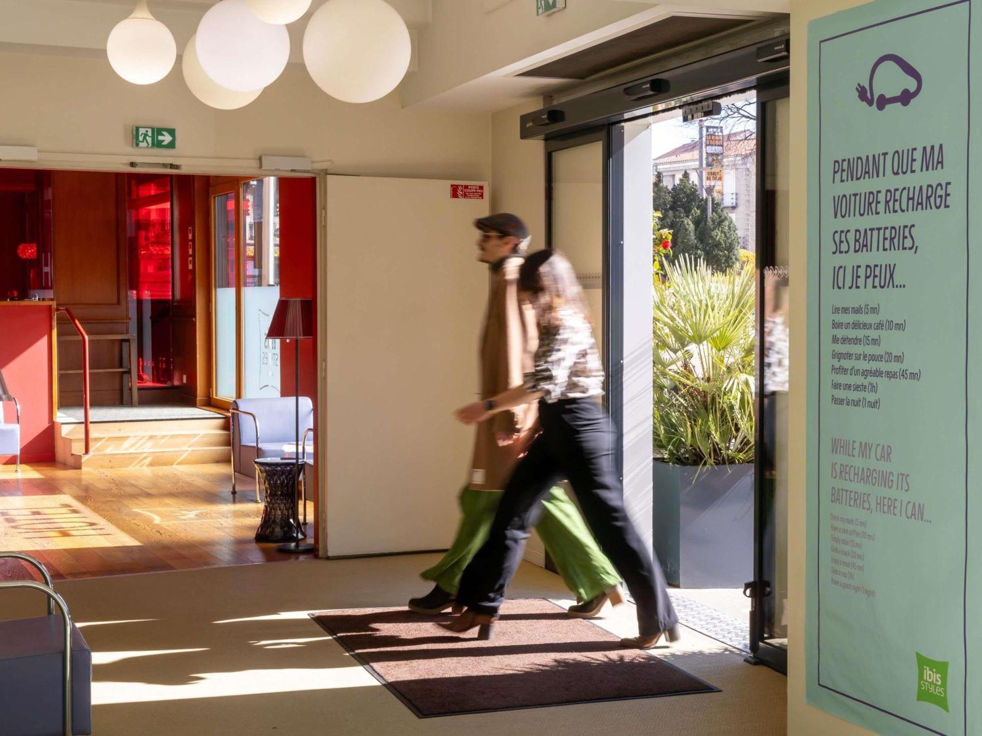 Ibis Styles Le Puy En Velay Ξενοδοχείο Εξωτερικό φωτογραφία
