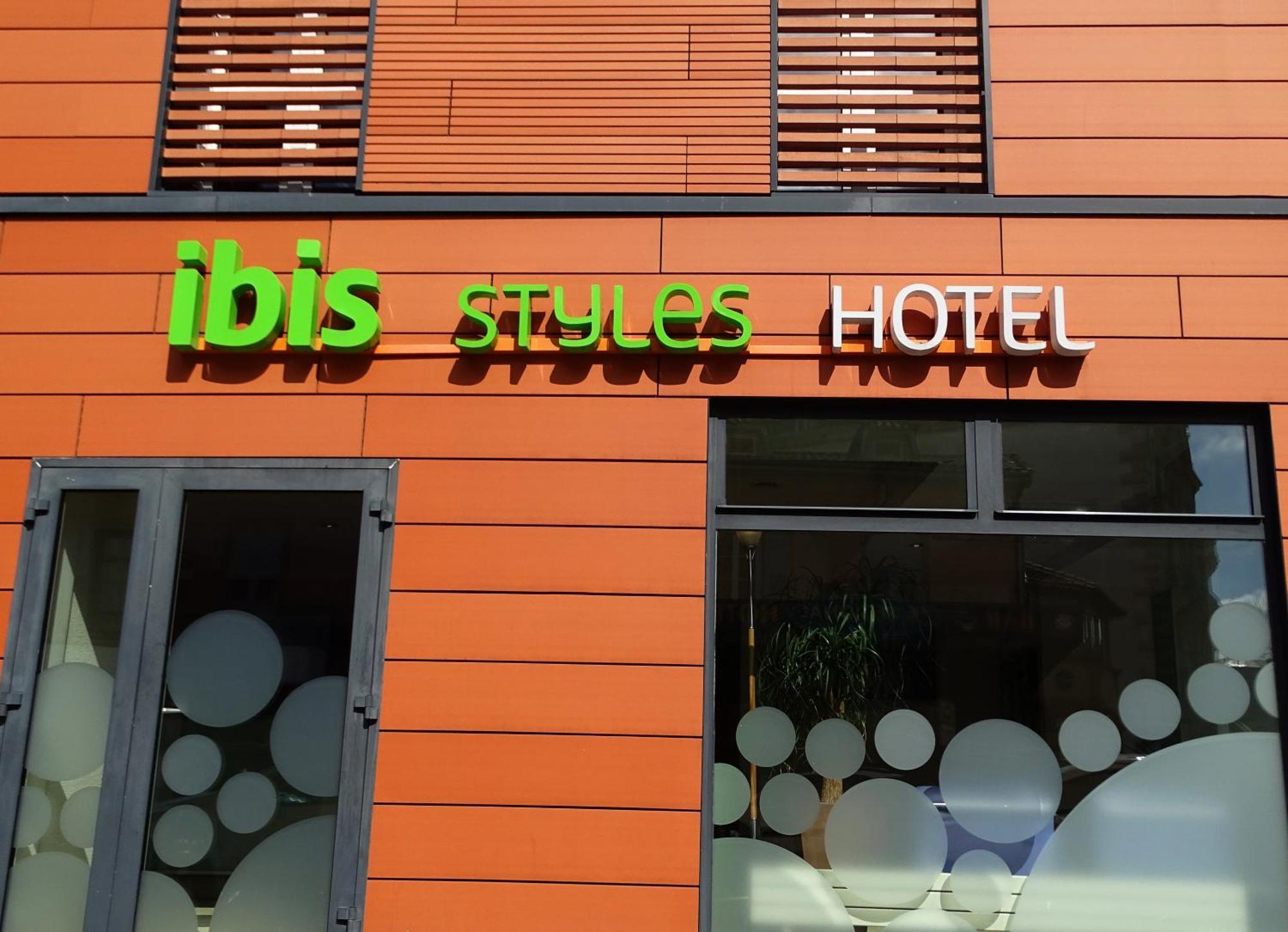 Ibis Styles Le Puy En Velay Ξενοδοχείο Εξωτερικό φωτογραφία